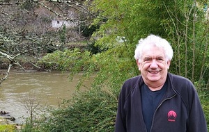 Portrait d’un vétéran 8 du badminton avec Robert Guillerault